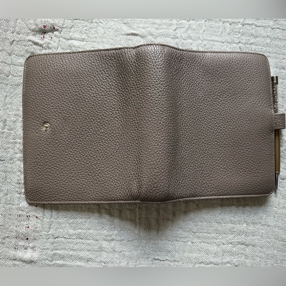 Aura Estelle A-6 planner in Elephant grey